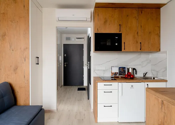 Easy Rent - Smart, 24h Check-in Apartment *